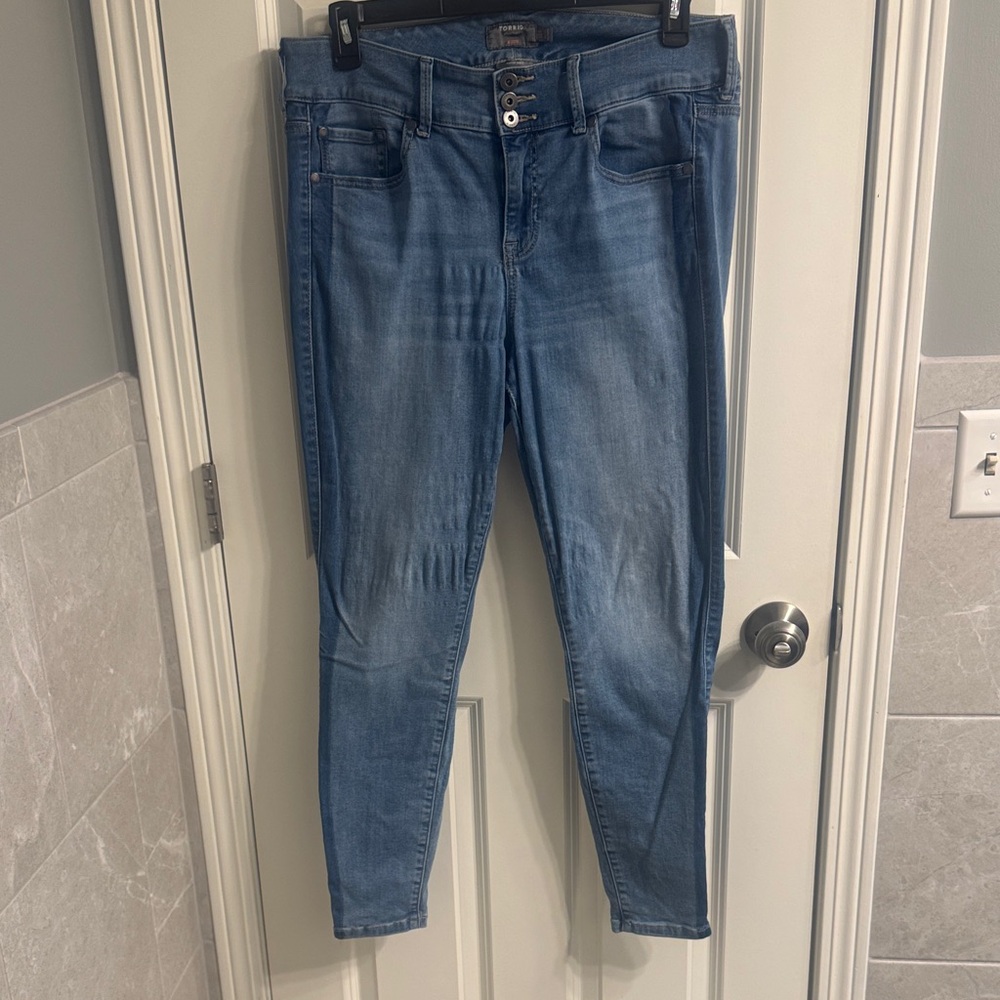 Torrid Medium Wash High-Rise Skinny Jeans